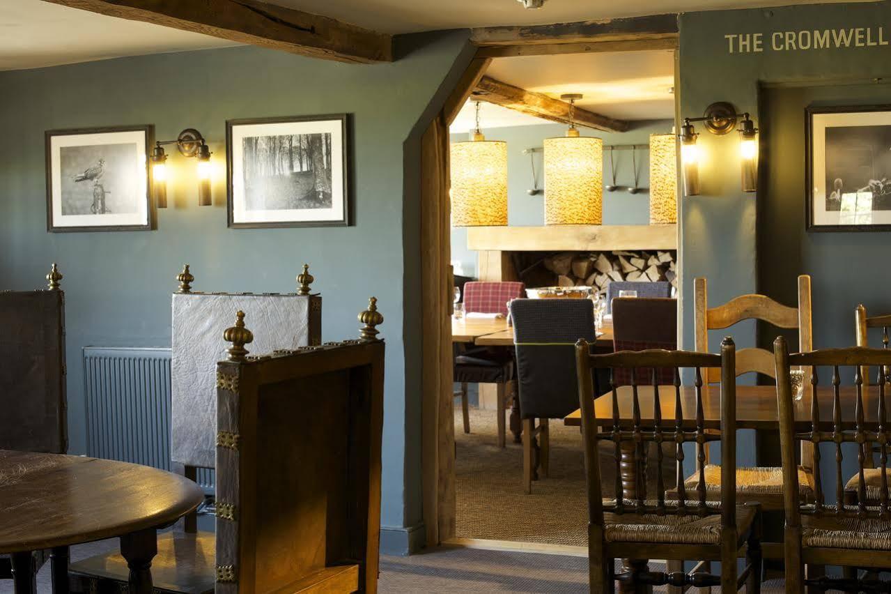 Crab & Boar Newbury  Luaran gambar